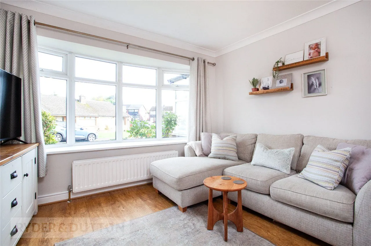 Linkside Avenue, Royton, OL2, photo 6