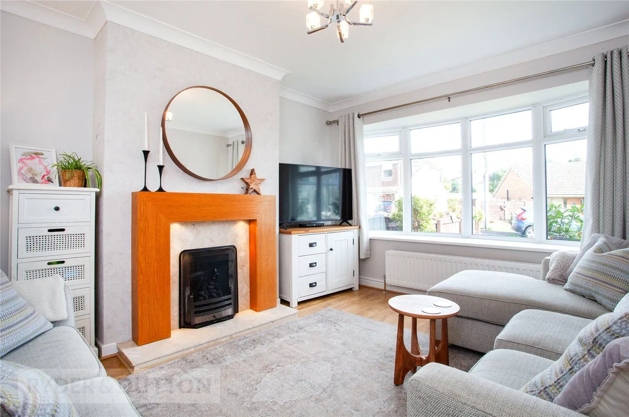 Linkside Avenue, Royton, OL2, photo 5
