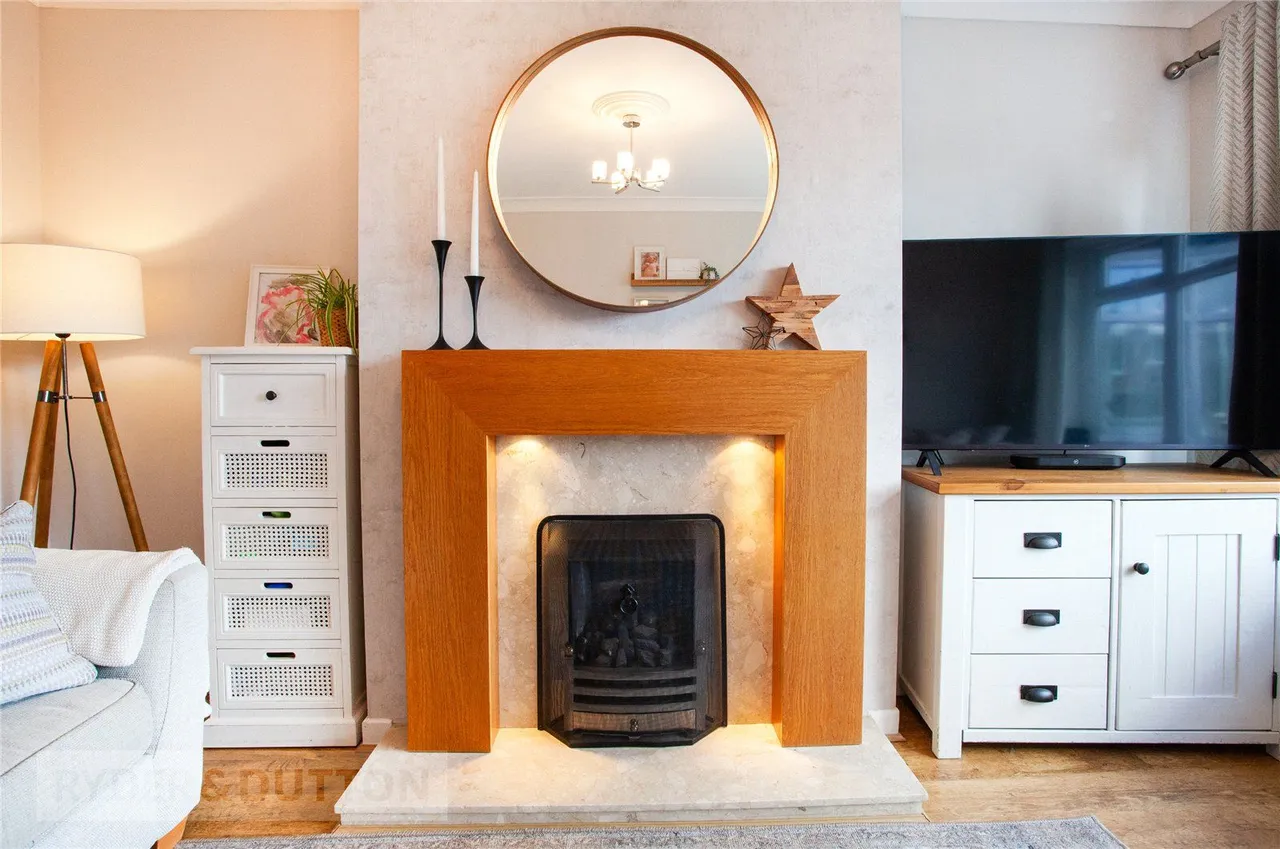 Linkside Avenue, Royton, OL2, photo 8