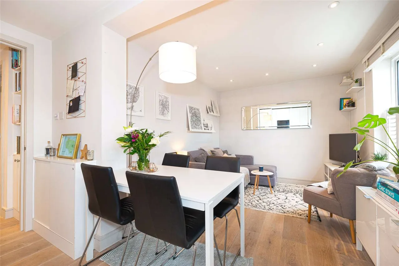 Abberley Mews, London, SW4, photo 5