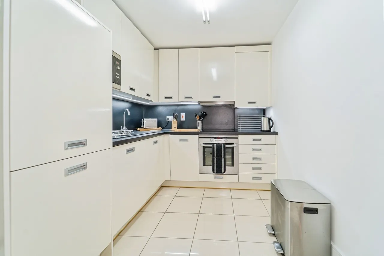 St. Brides Hill, Saundersfoot, SA69, photo 8