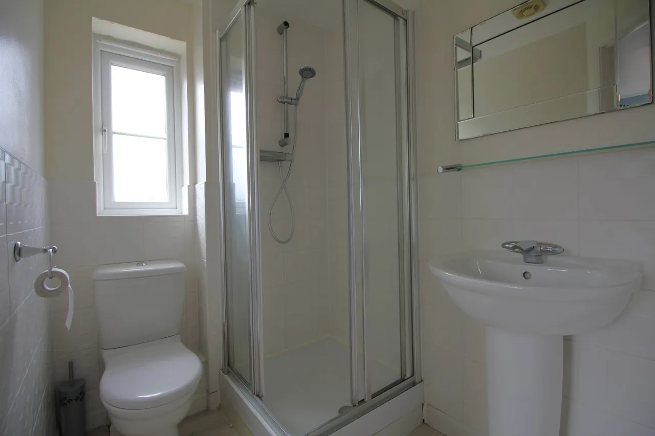 Appleyard Close, Uckington, Cheltenham, GL51, photo 7