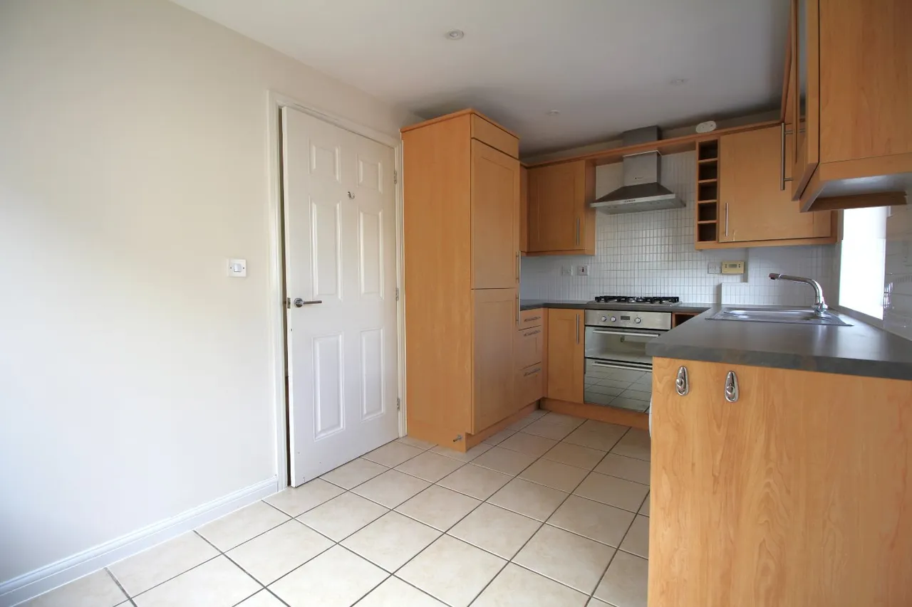 Appleyard Close, Uckington, Cheltenham, GL51, photo 5