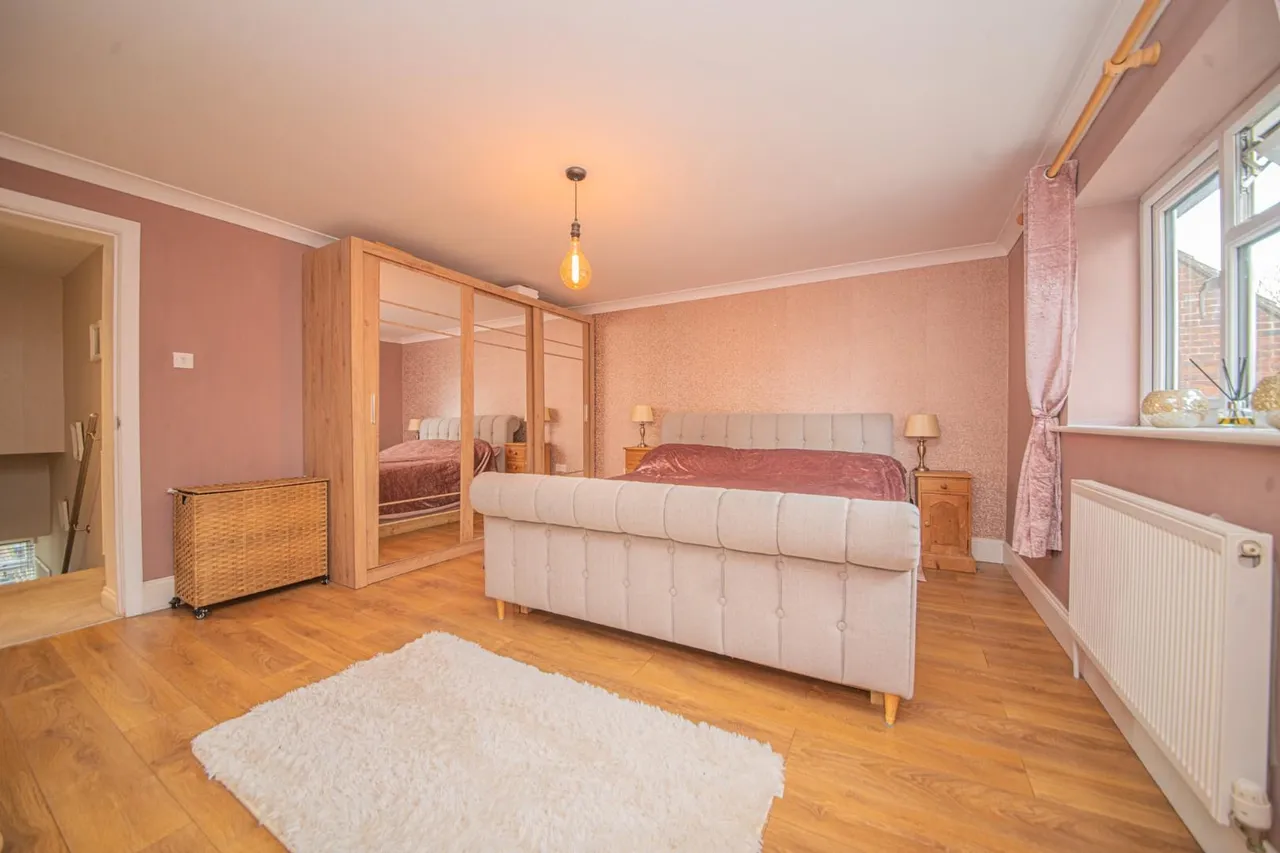 East Drive, Bishopstoke, EASTLEIGH, Hampshire, SO50 6FS, photo 12