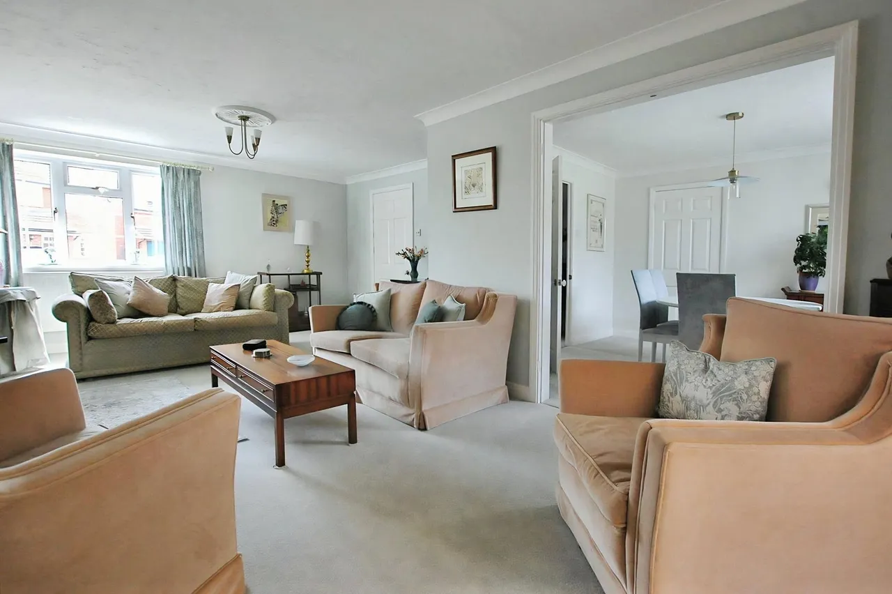 Silverwood Way, Up Hatherley, GL51, photo 8