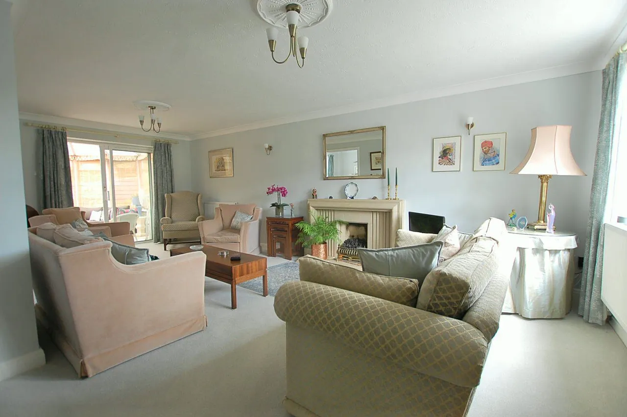 Silverwood Way, Up Hatherley, GL51, photo 4