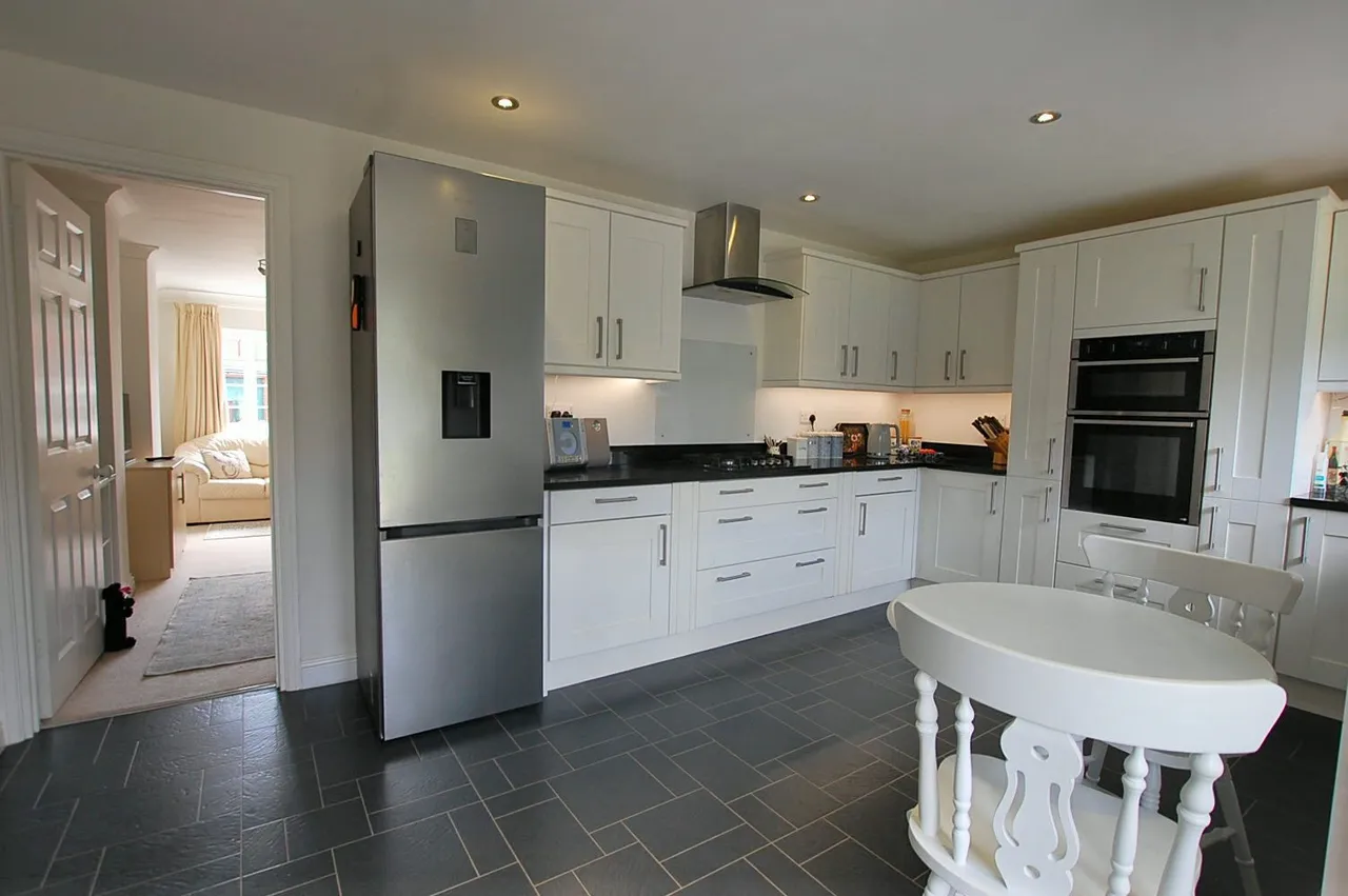 Silverwood Way, Up Hatherley, GL51, photo 11