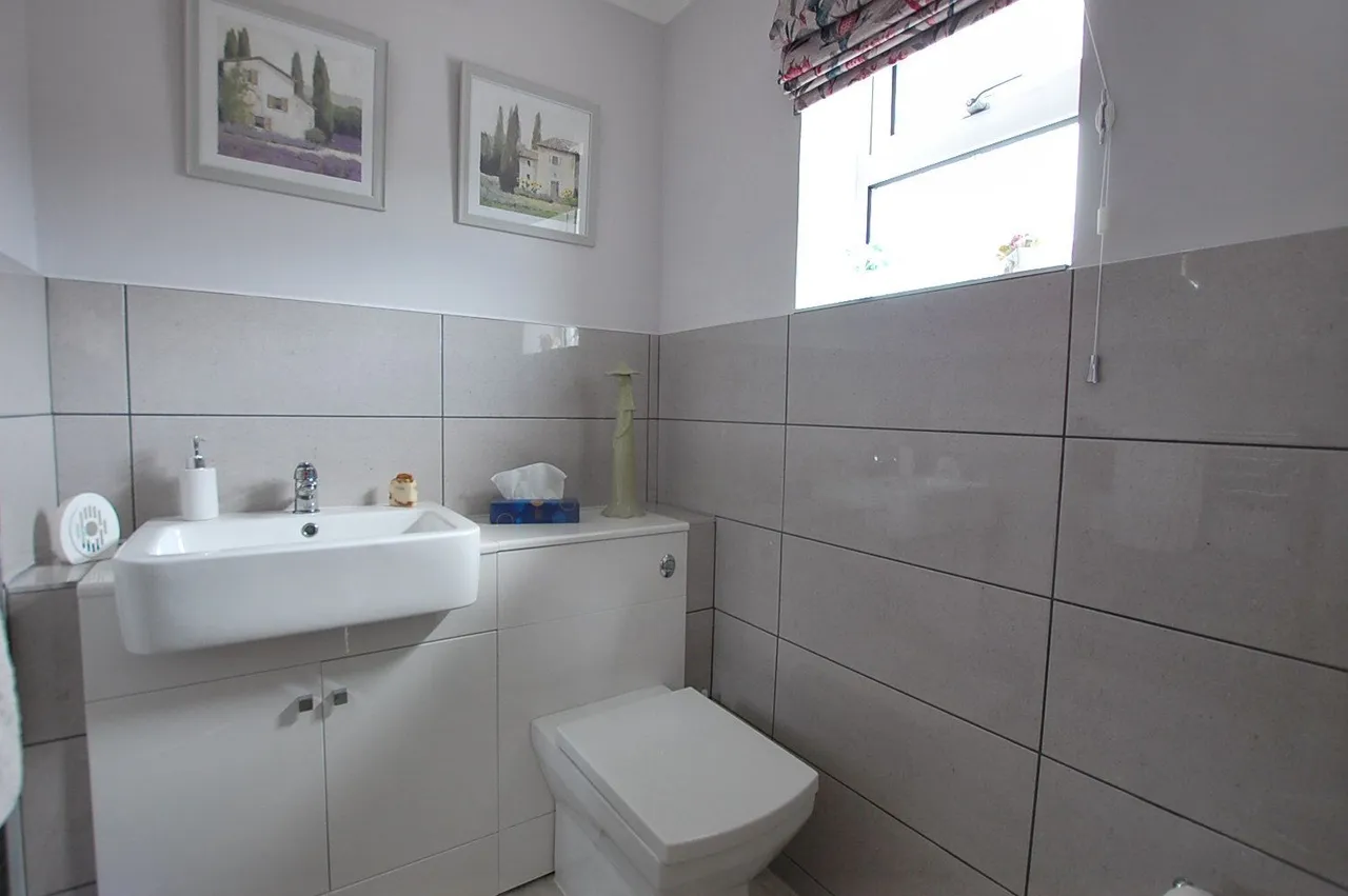 Silverwood Way, Up Hatherley, GL51, photo 3
