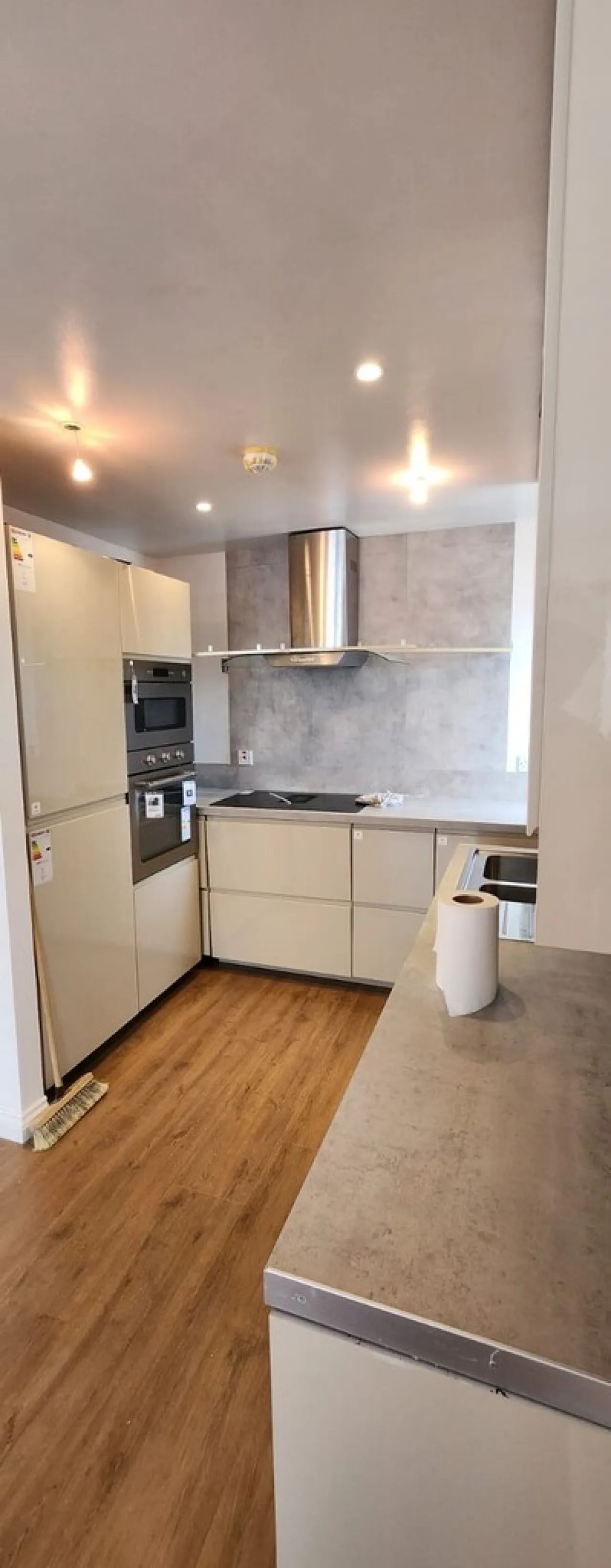 Landmark Place, CF10, photo 14