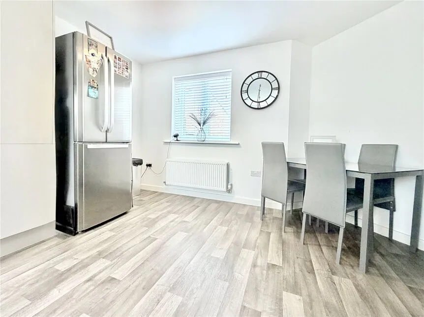 Wells Lane, Wombwell, Barnsley, S73, photo 3