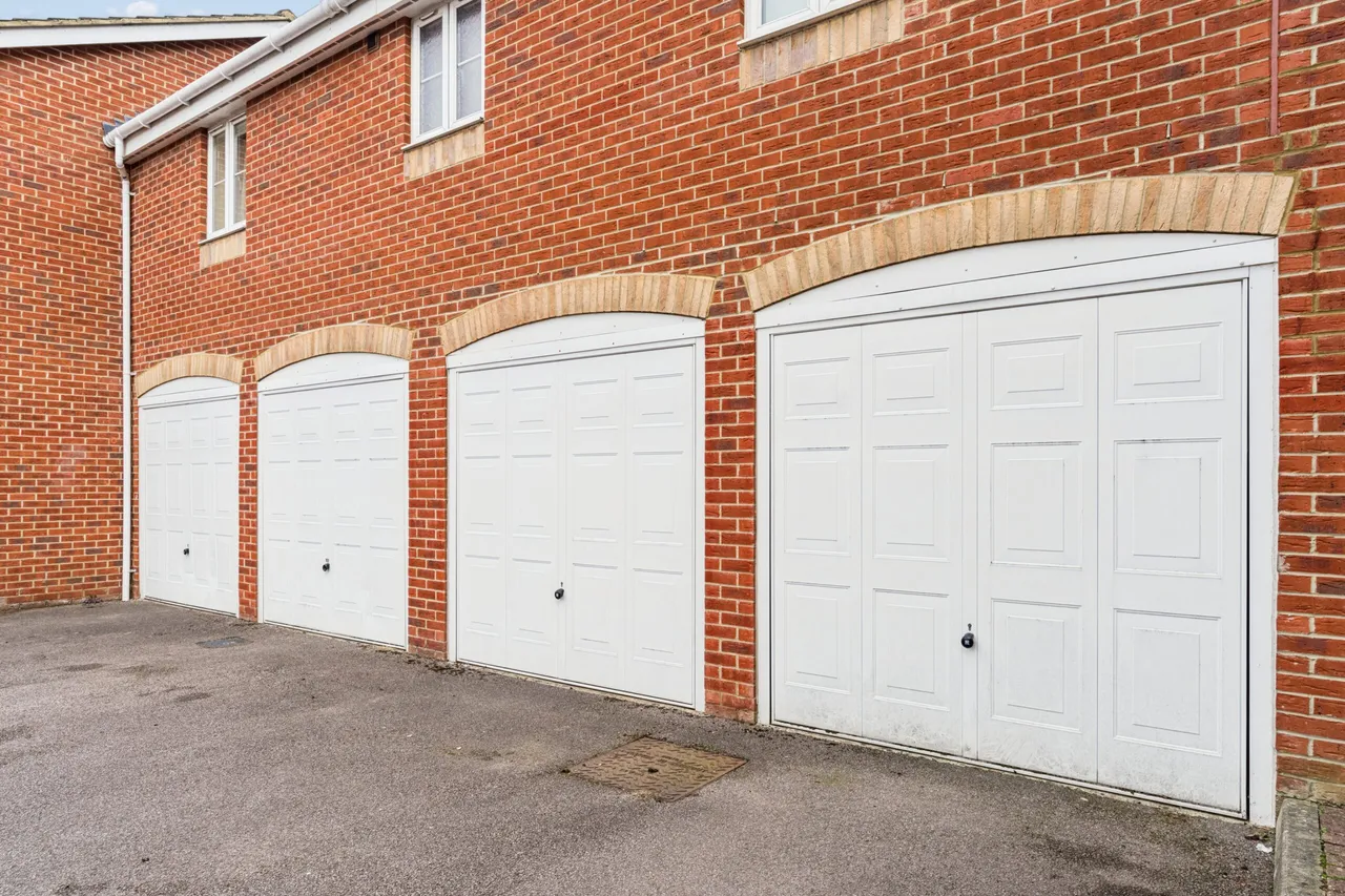 Epsom Close, Stevenage, SG1, photo 4