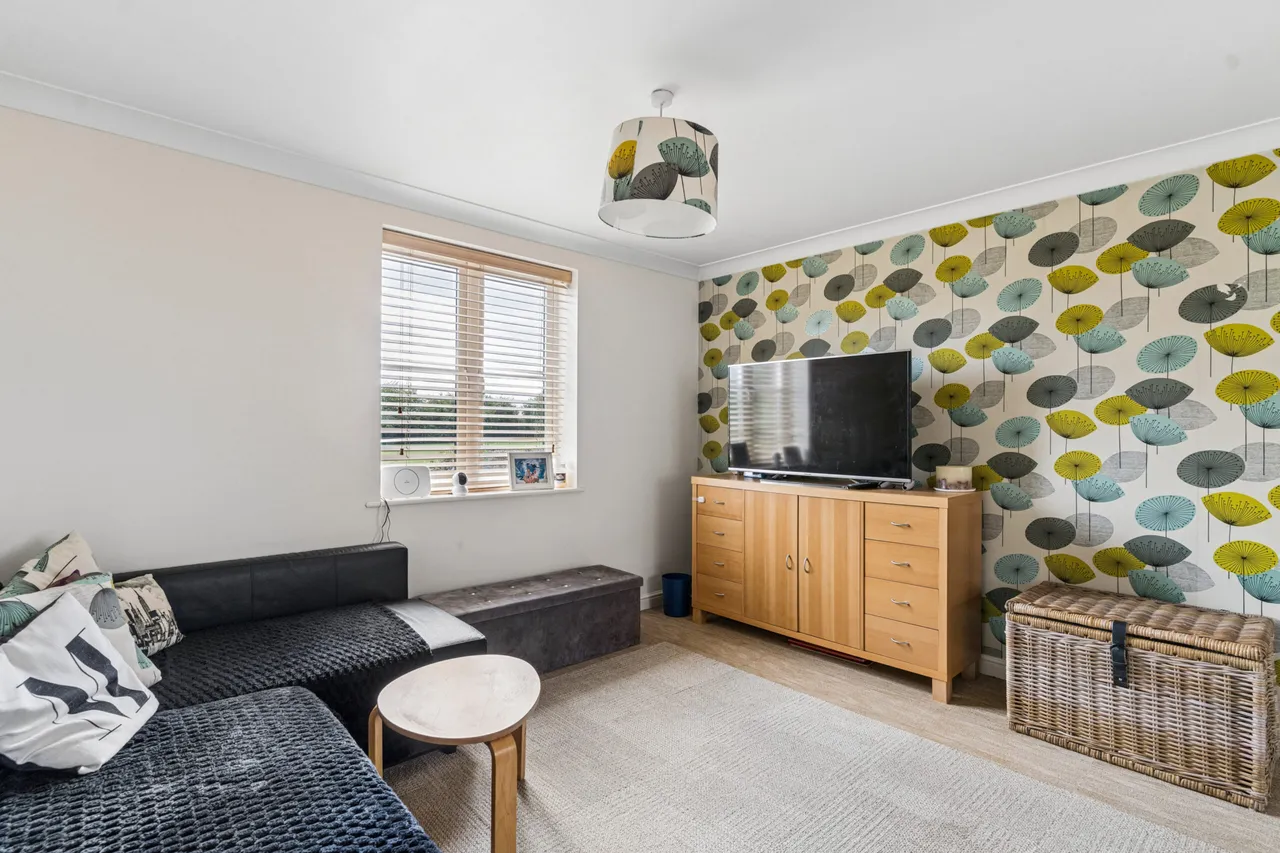 Epsom Close, Stevenage, SG1, photo 5
