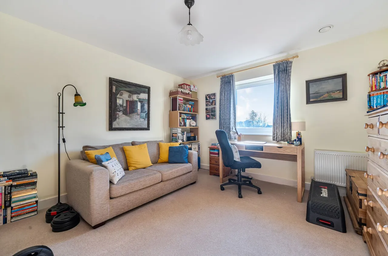 Longley Road, Chichester, PO19, photo 11