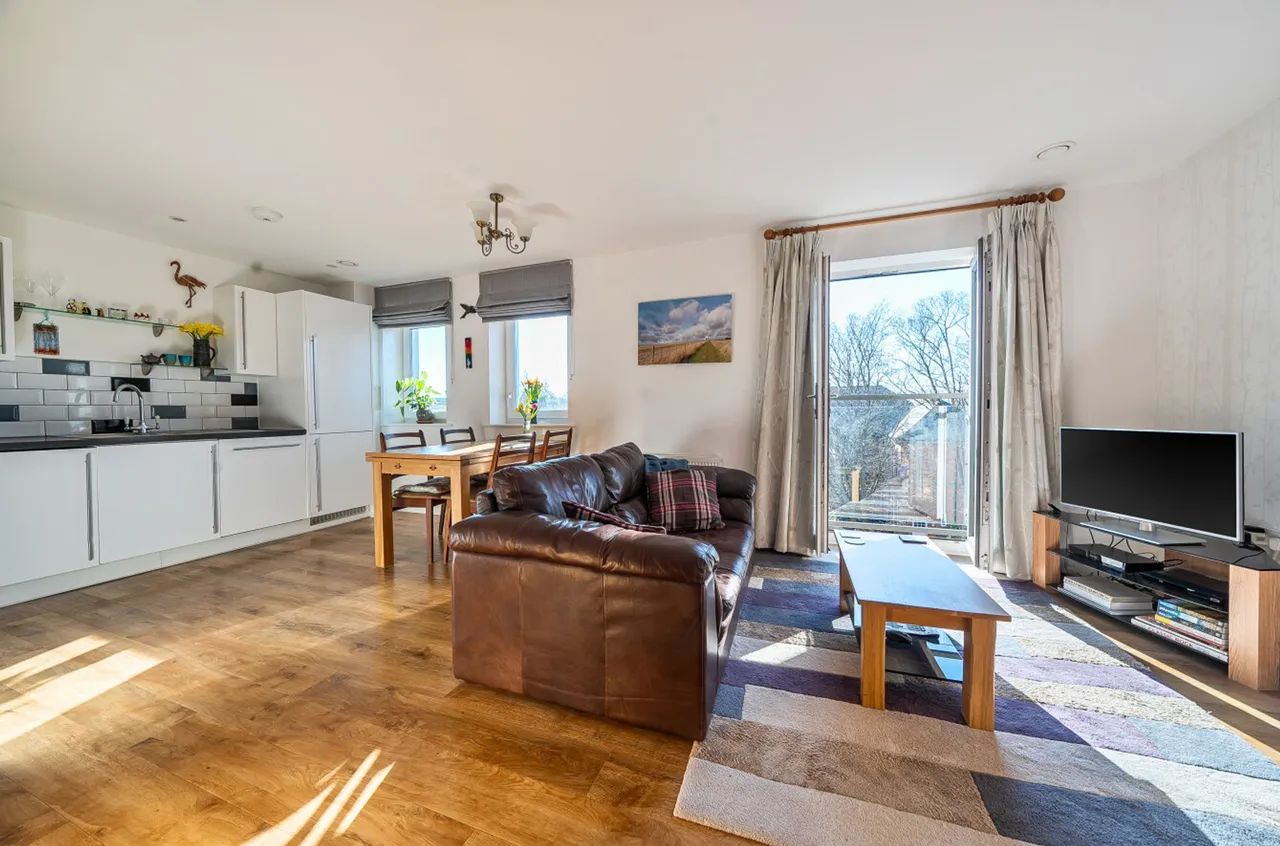 Longley Road, Chichester, PO19, photo 3