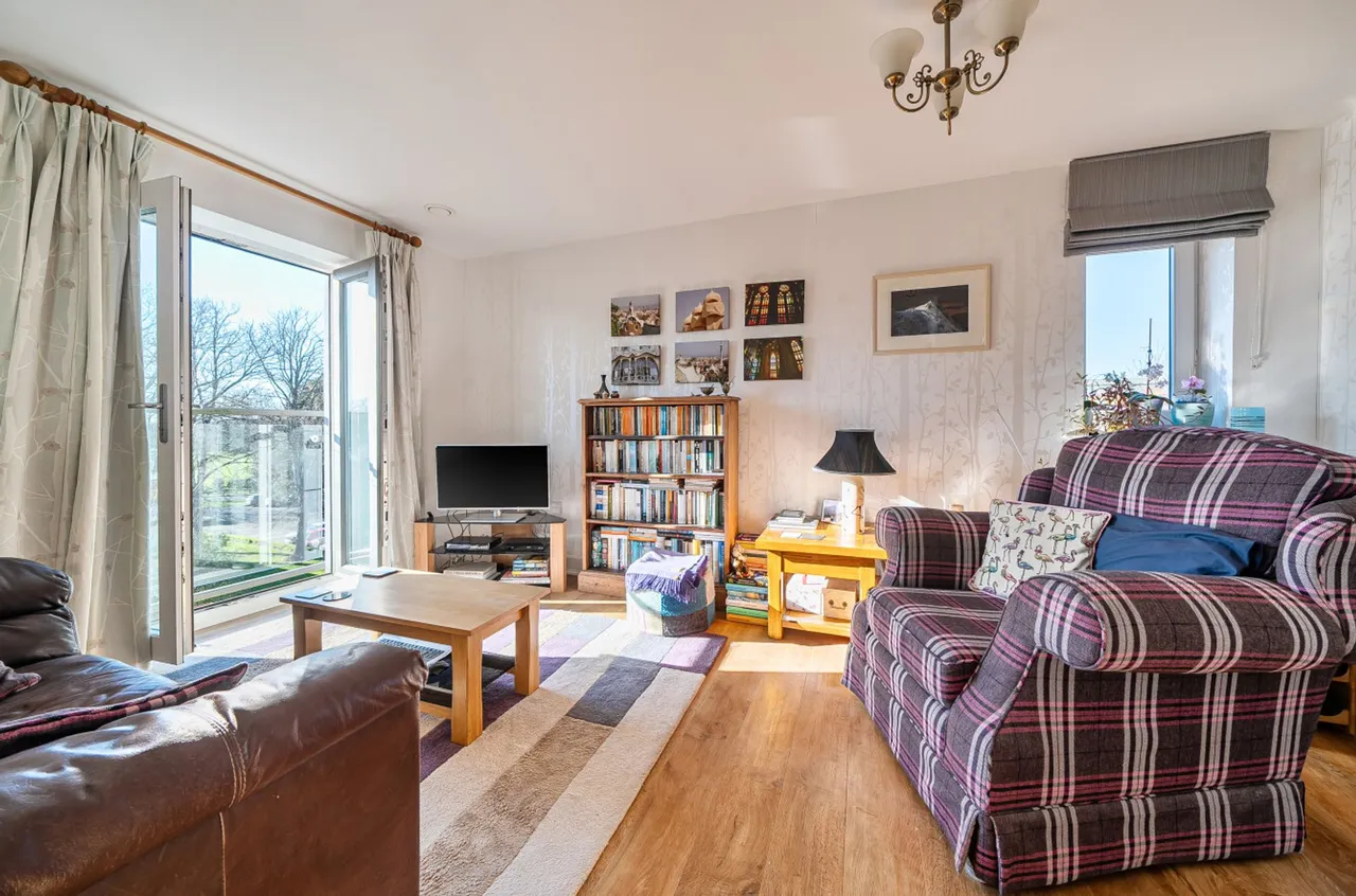 Longley Road, Chichester, PO19, photo 2
