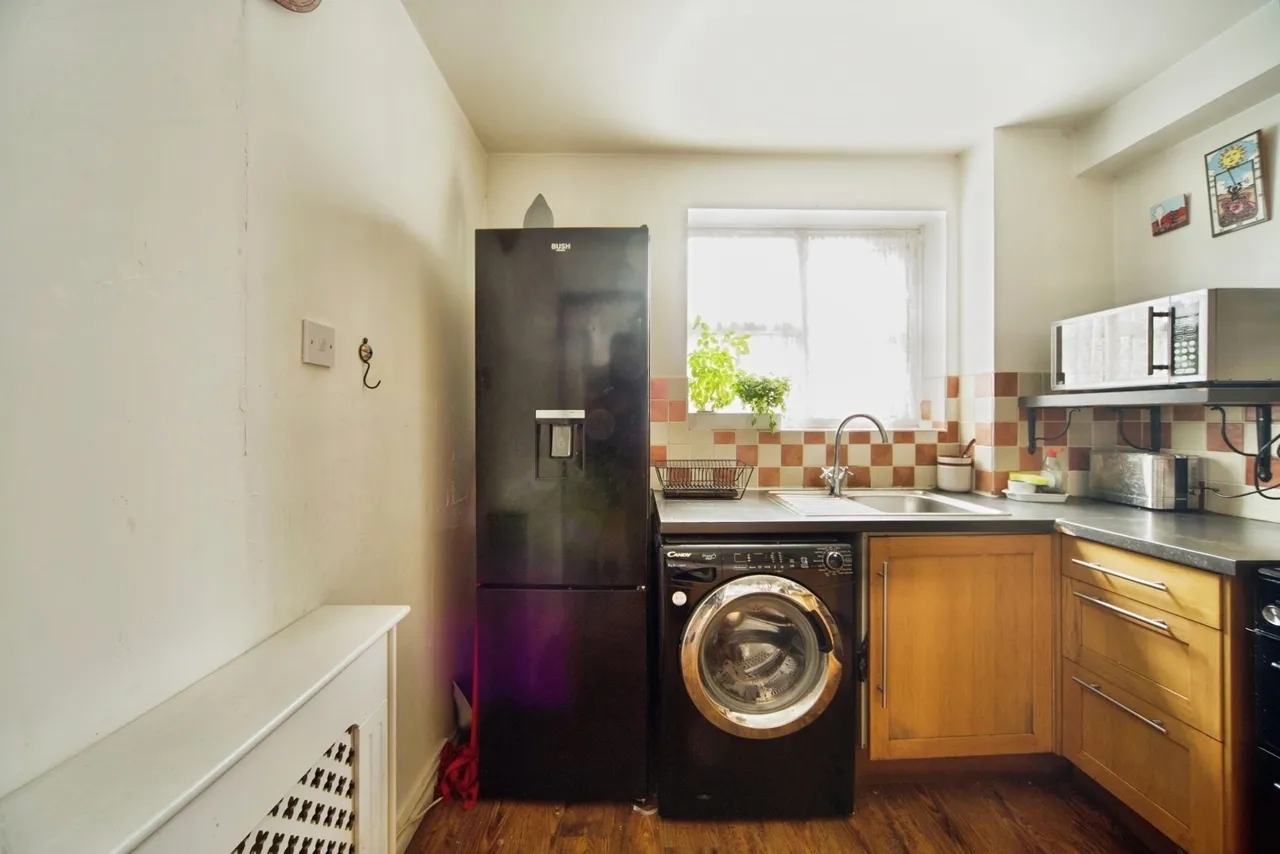 Gandhi Close, Walthamstow, E17, photo 11