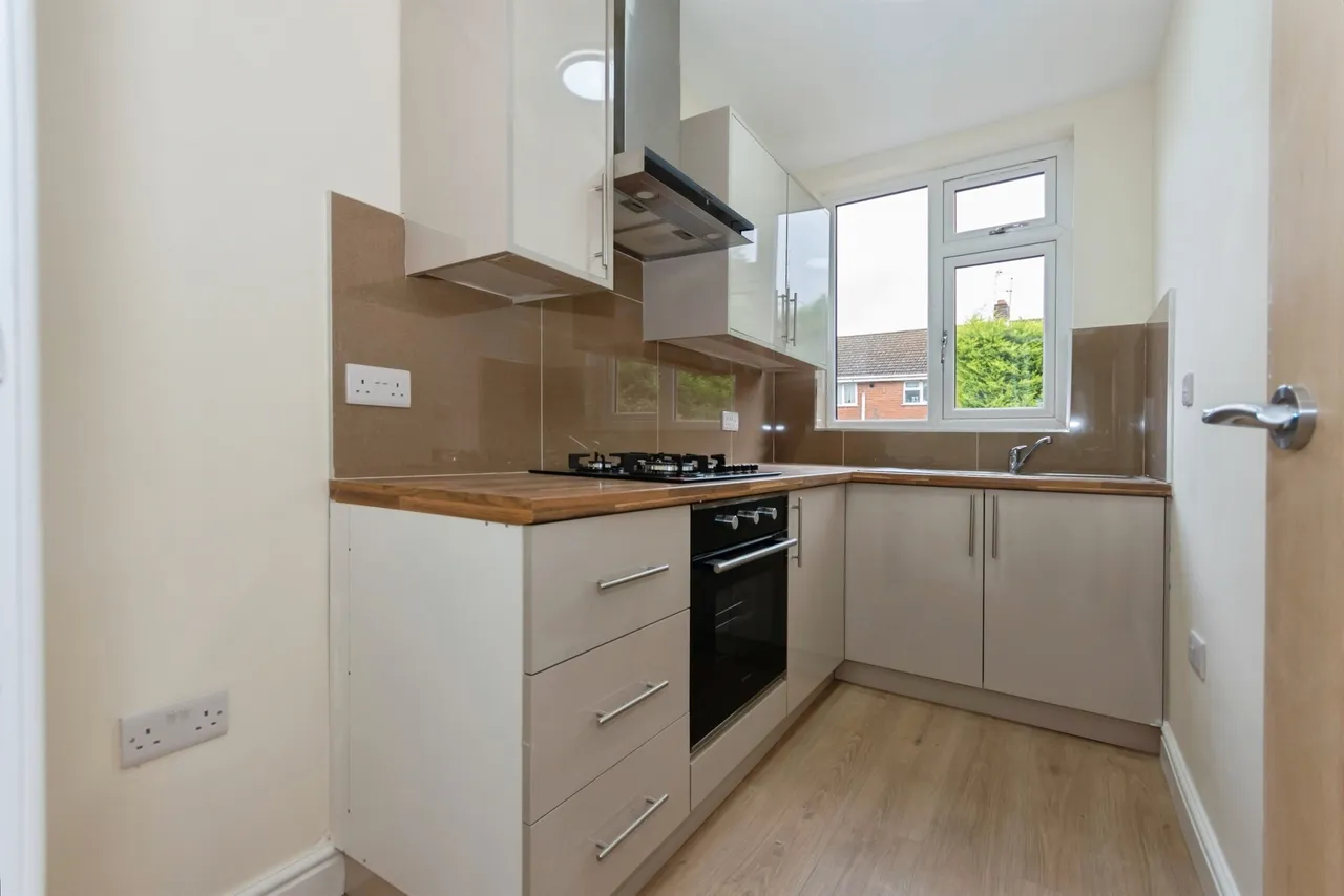 St. Katherines Road, Oldbury, B68, photo 6