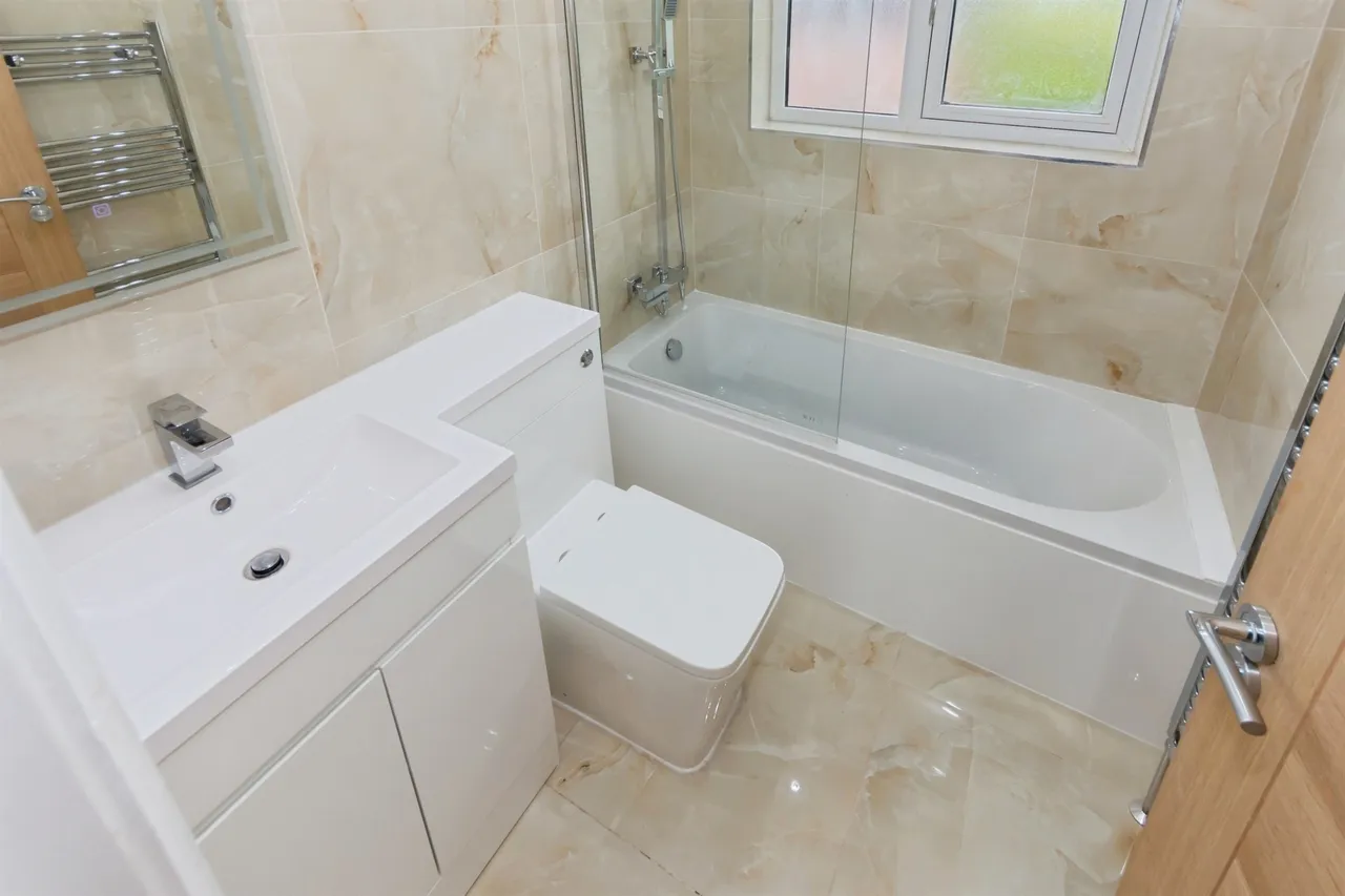 St. Katherines Road, Oldbury, B68, photo 15
