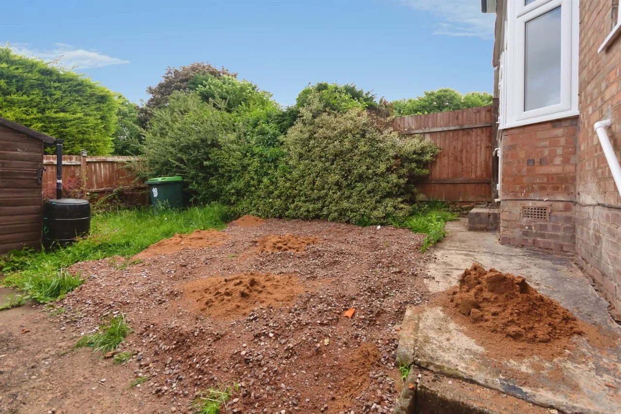 St. Katherines Road, Oldbury, B68, photo 20