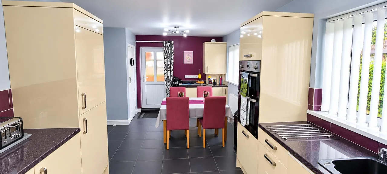 Staneway, Gateshead, NE10, photo 7