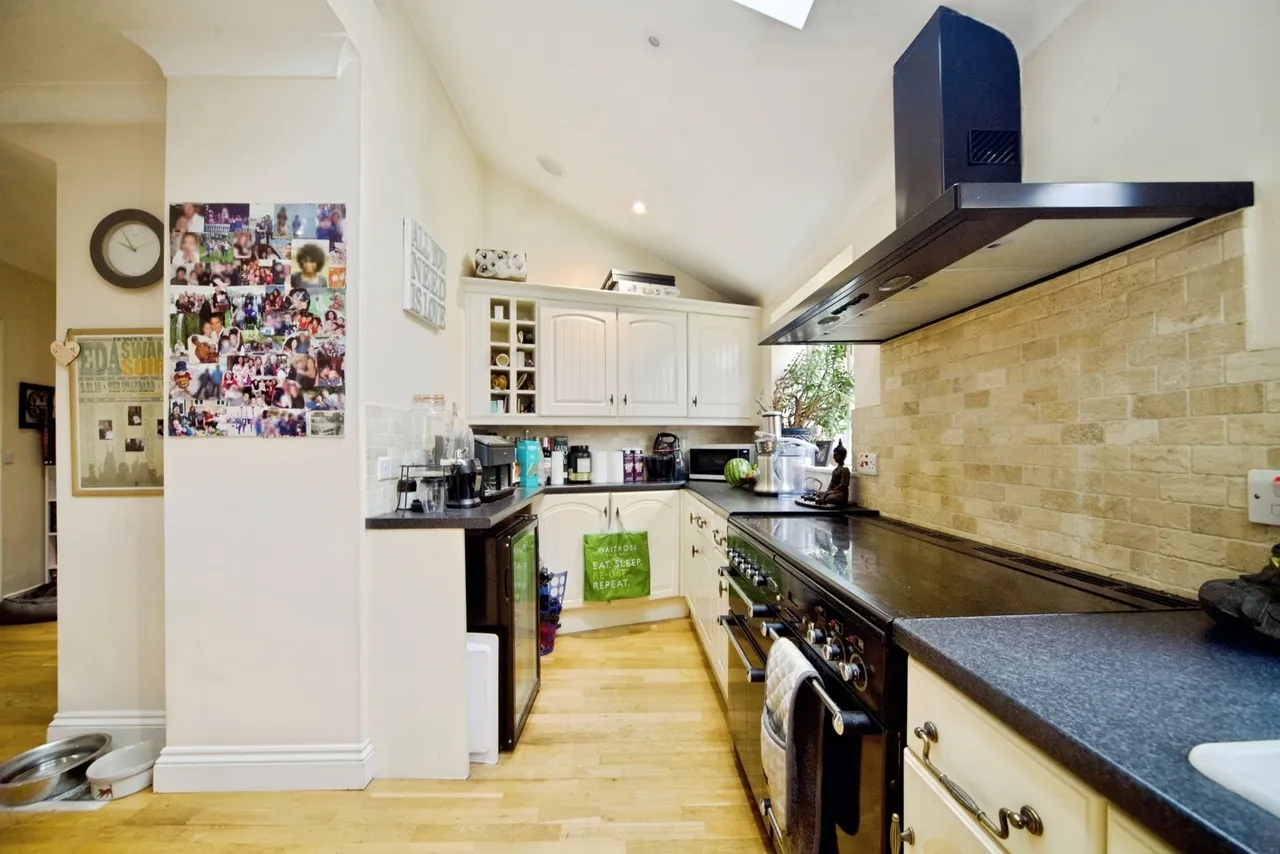 Heron Mead, ENFIELD, Middlesex, EN3, photo 4