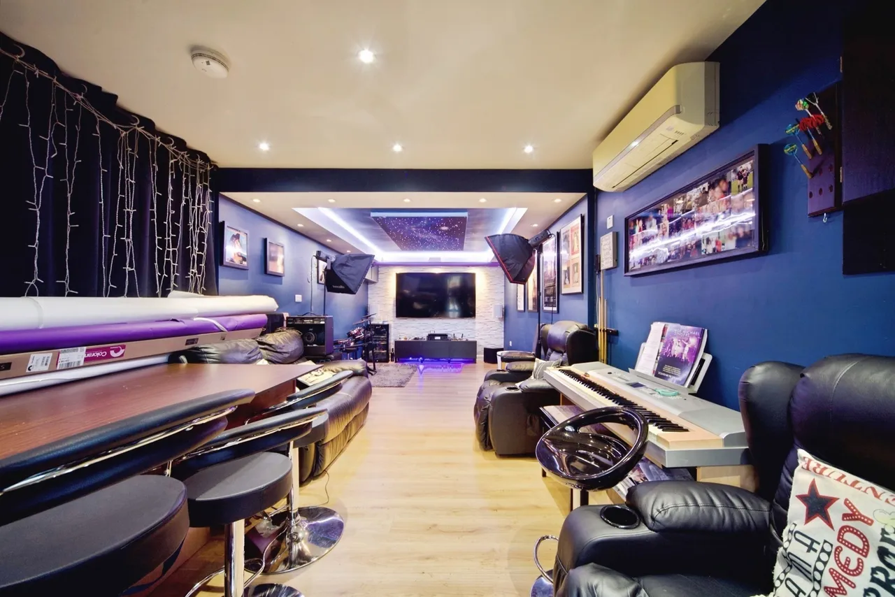 Heron Mead, ENFIELD, Middlesex, EN3, photo 24