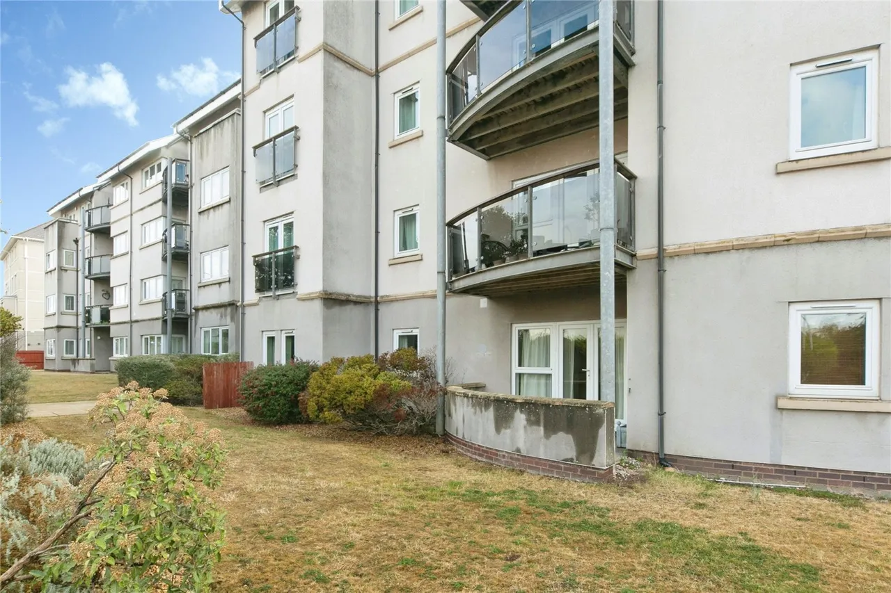 Sapphire House, Mostyn Broadway, LL30, photo 15