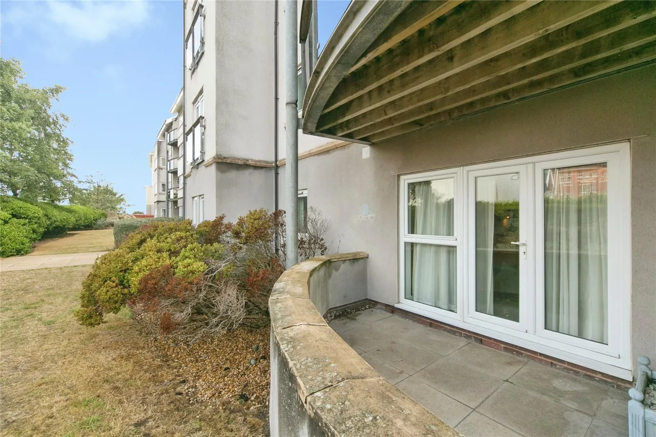 Sapphire House, Mostyn Broadway, LL30, photo 5