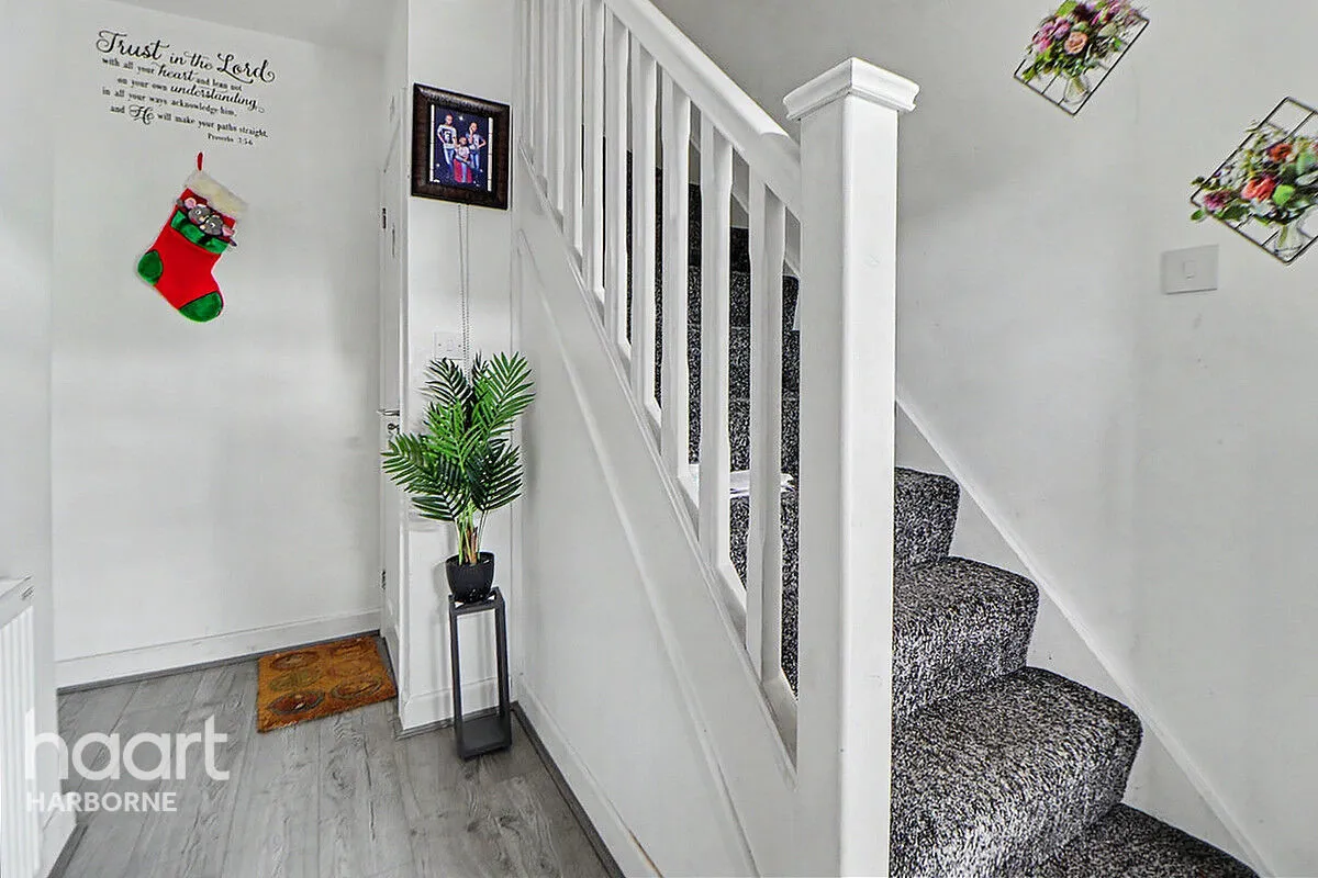 Well Lane, Walsall, WS3, photo 9