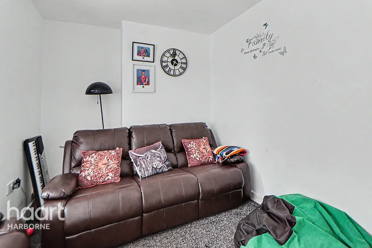 Well Lane, Walsall, WS3, photo 4