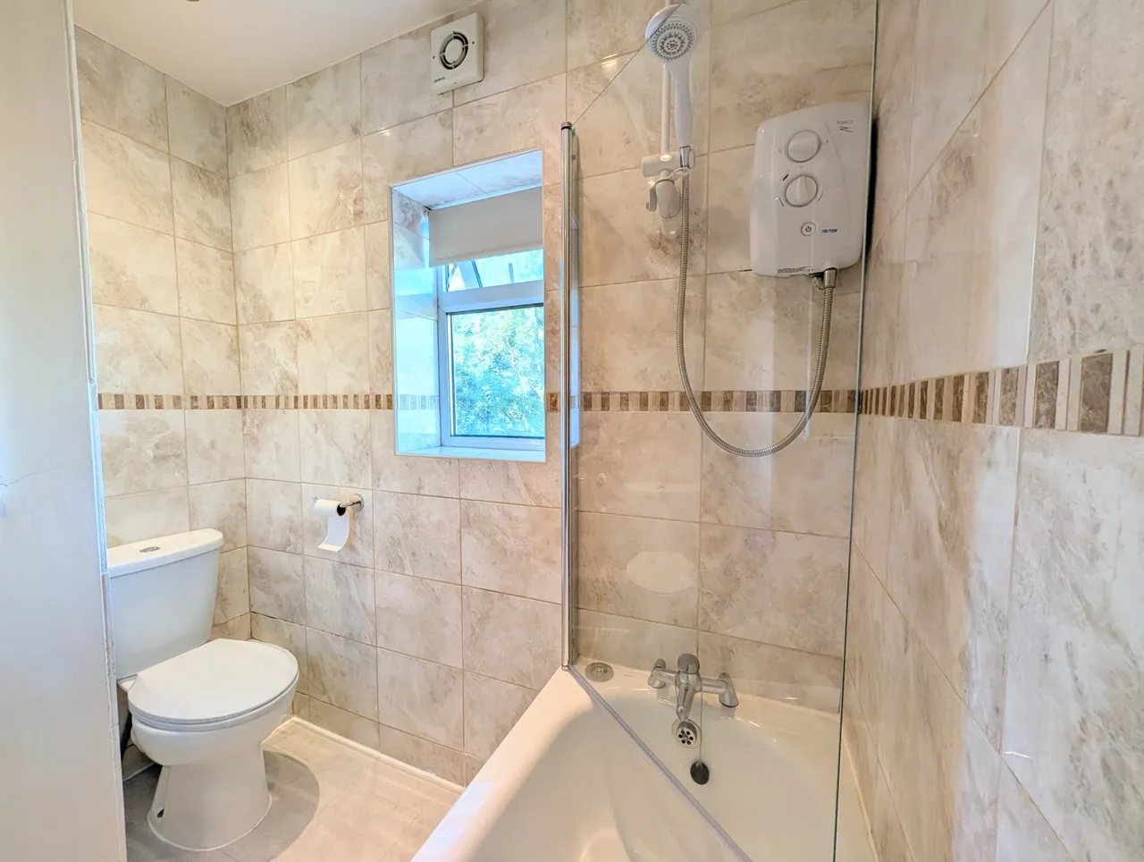 Eaves Knoll Road, New Mills, SK22, photo 14