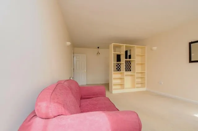 Granville Place, Aylesbury, HP20, photo 9
