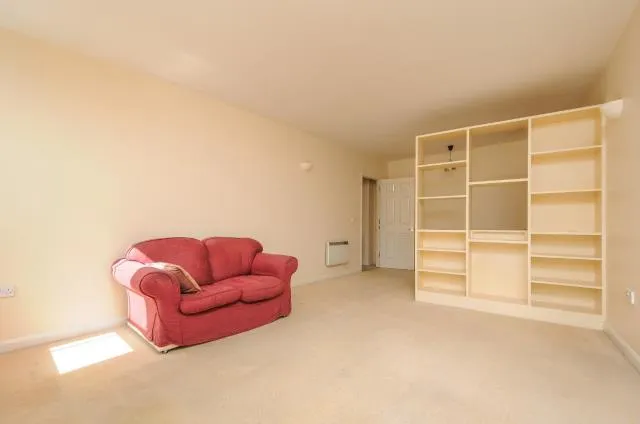 Granville Place, Aylesbury, HP20, photo 10