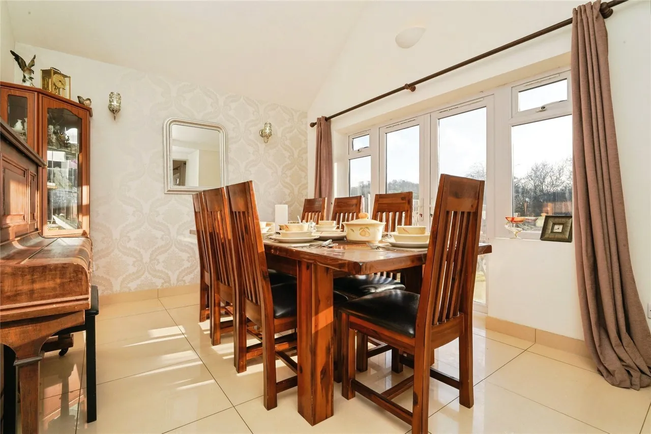 Winnycroft Lane, Matson, Gloucester, Gloucestershire, GL4, photo 7