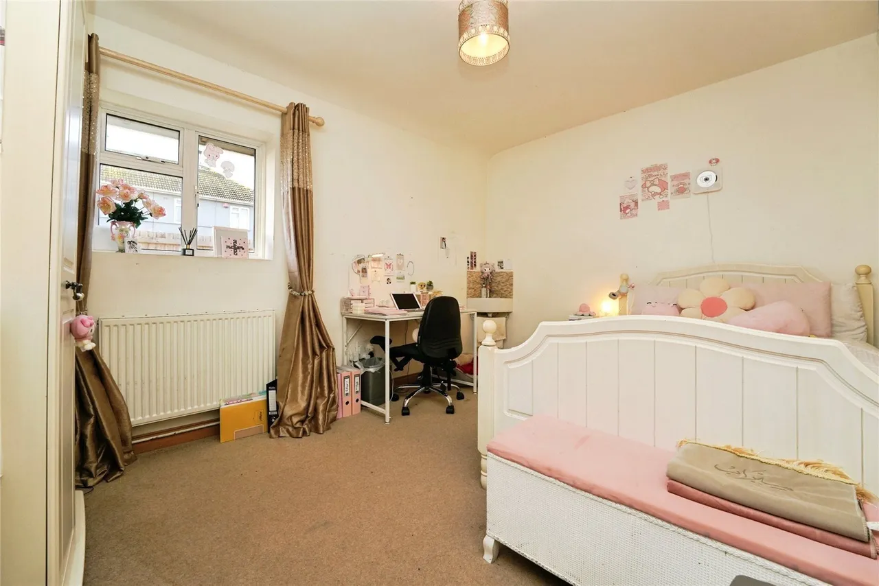 Winnycroft Lane, Matson, Gloucester, Gloucestershire, GL4, photo 13