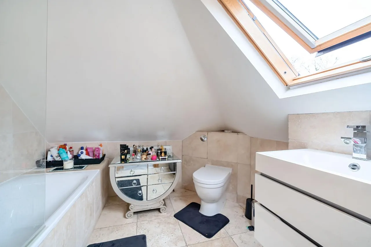 Austell Gardens, Mill Hill, NW7, Mill Hill, photo 17