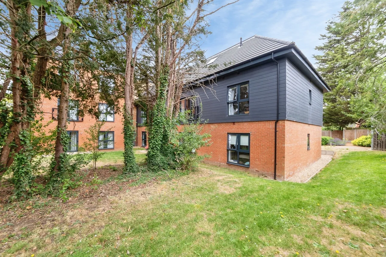 North Road, Stevenage, SG1, photo 2
