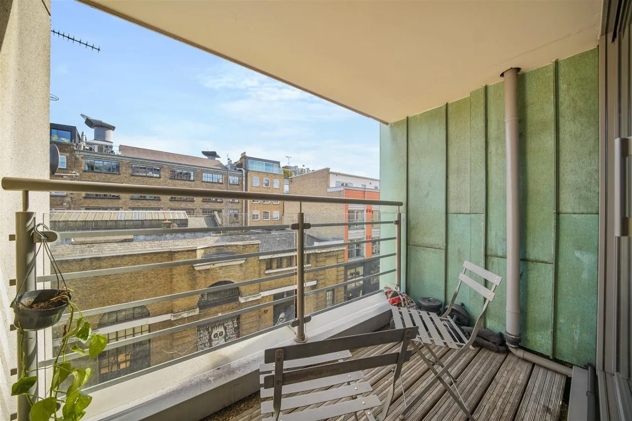 Garden Walk, Shoreditch, EC2A, photo 2