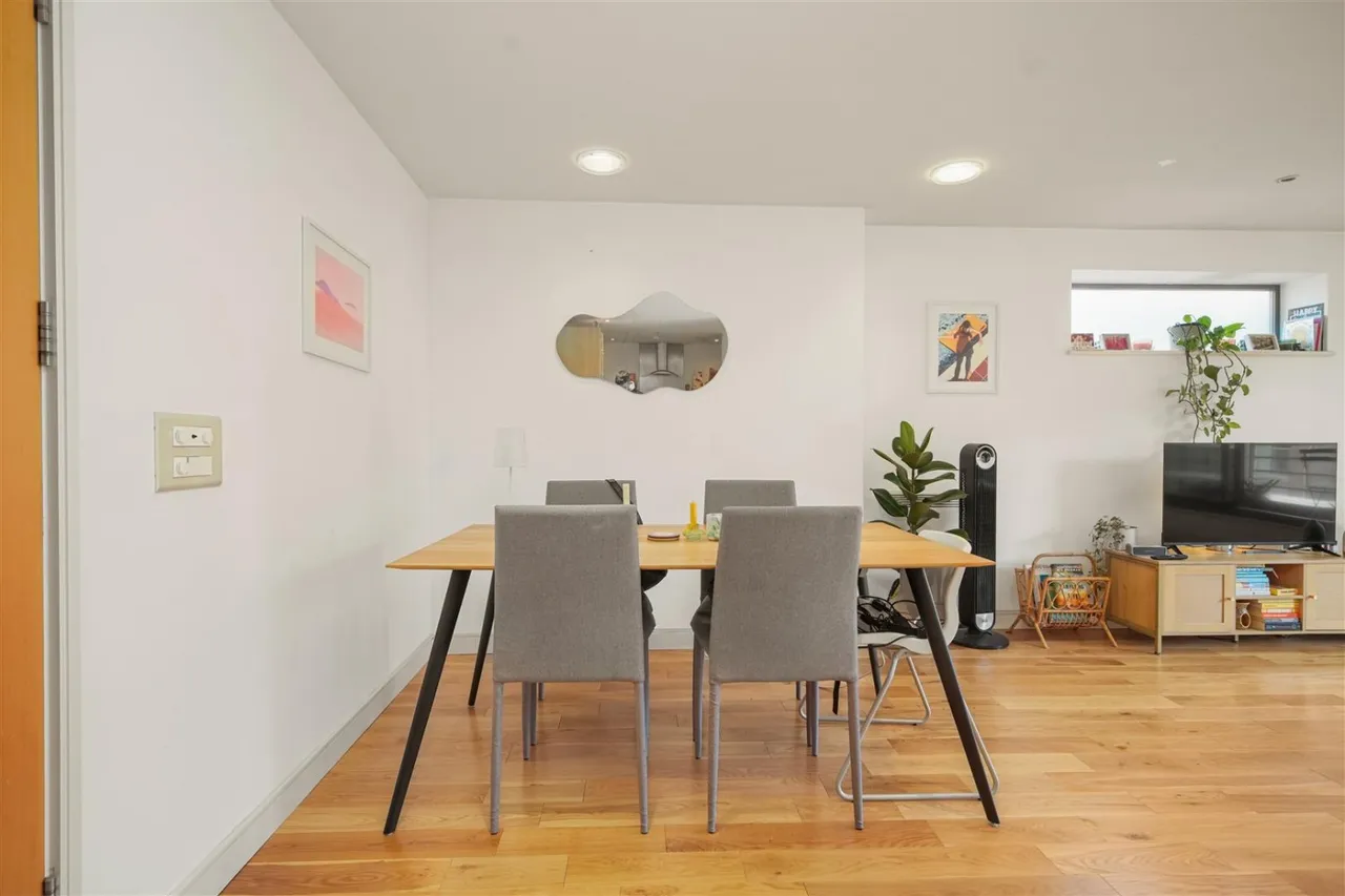Garden Walk, Shoreditch, EC2A, photo 8