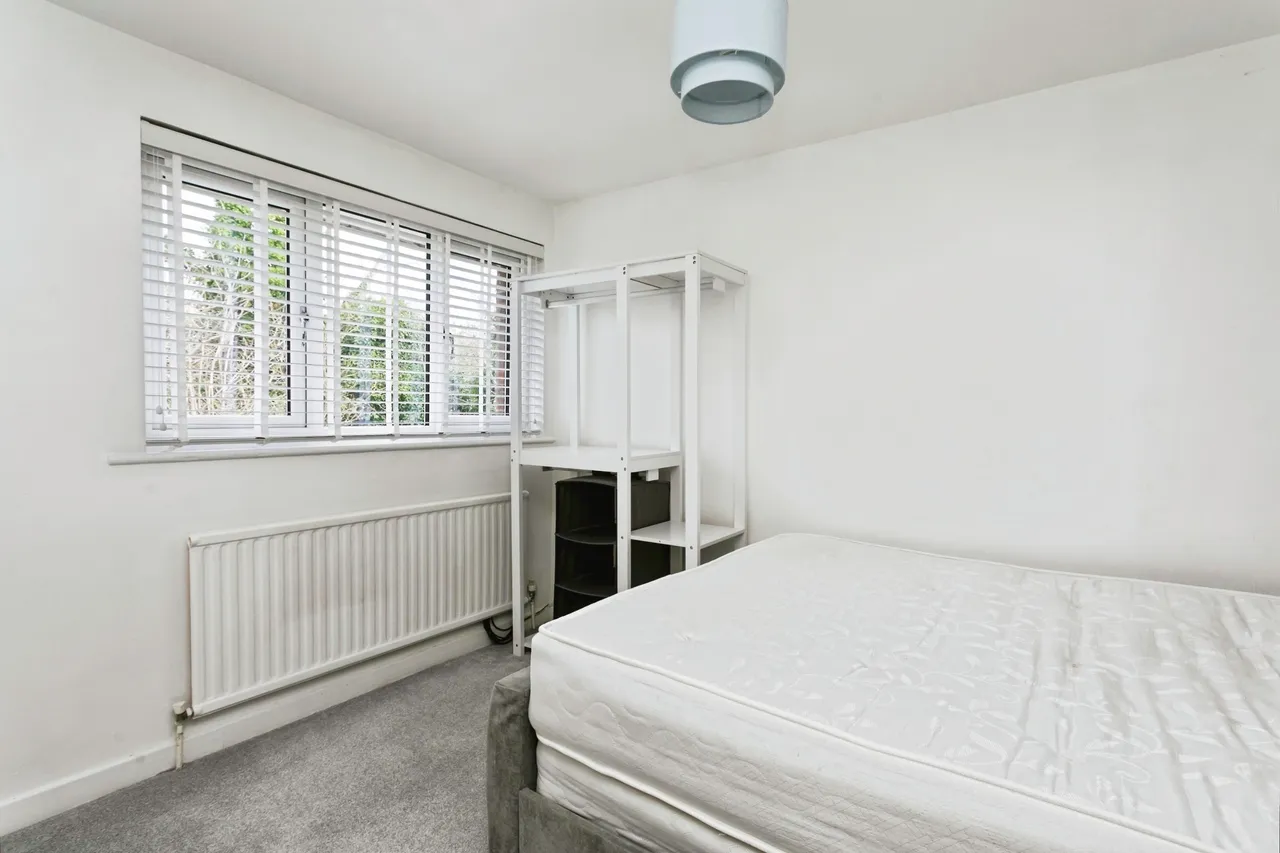 Melrose Avenue, Bletchley, Milton Keynes, Buckinghamshire, MK3, photo 10