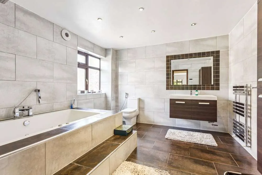 Russell Road, Northwood, Hertfordshire, HA6 2LP, photo 11