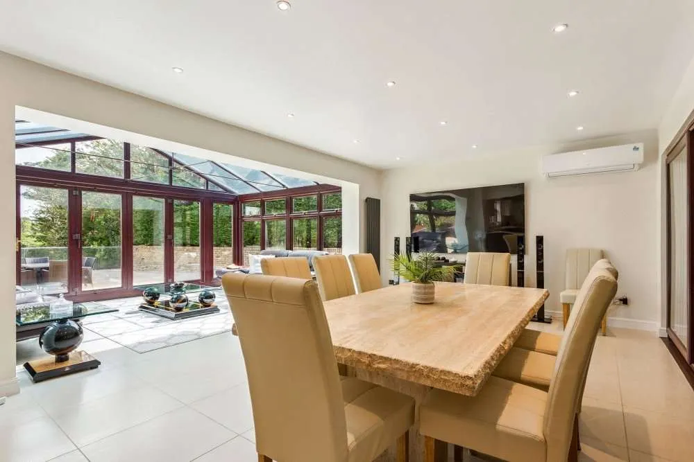 Russell Road, Northwood, Hertfordshire, HA6 2LP, photo 6
