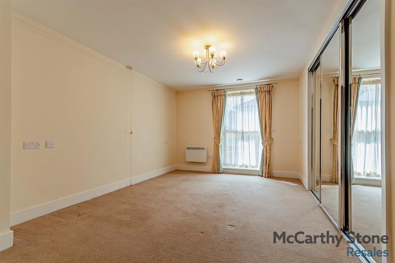Victoria Road, Malvern, WR14, photo 8