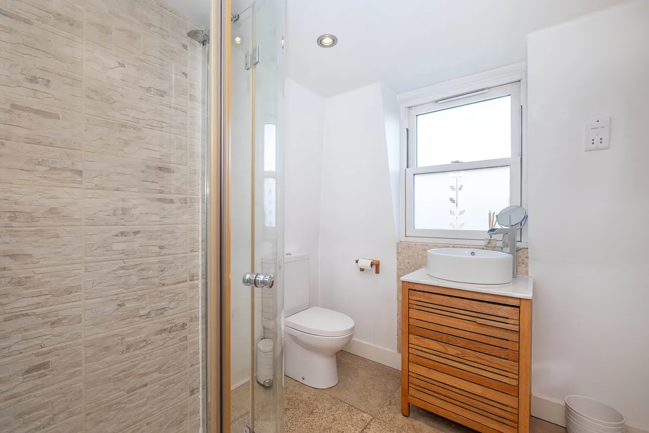 Huntspill Street, London, SW17, photo 12