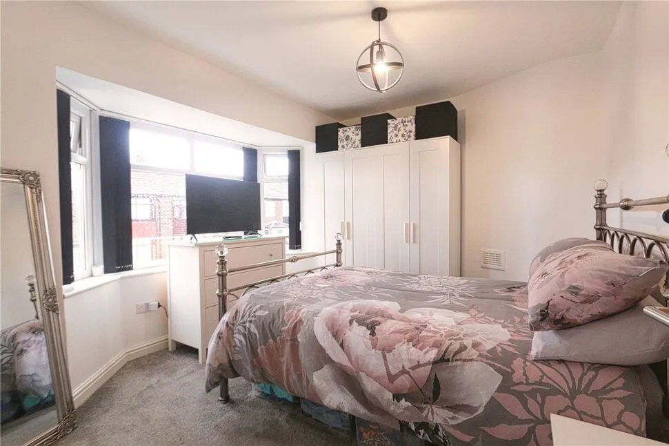 Westbourne Road, Denton, M34, photo 5
