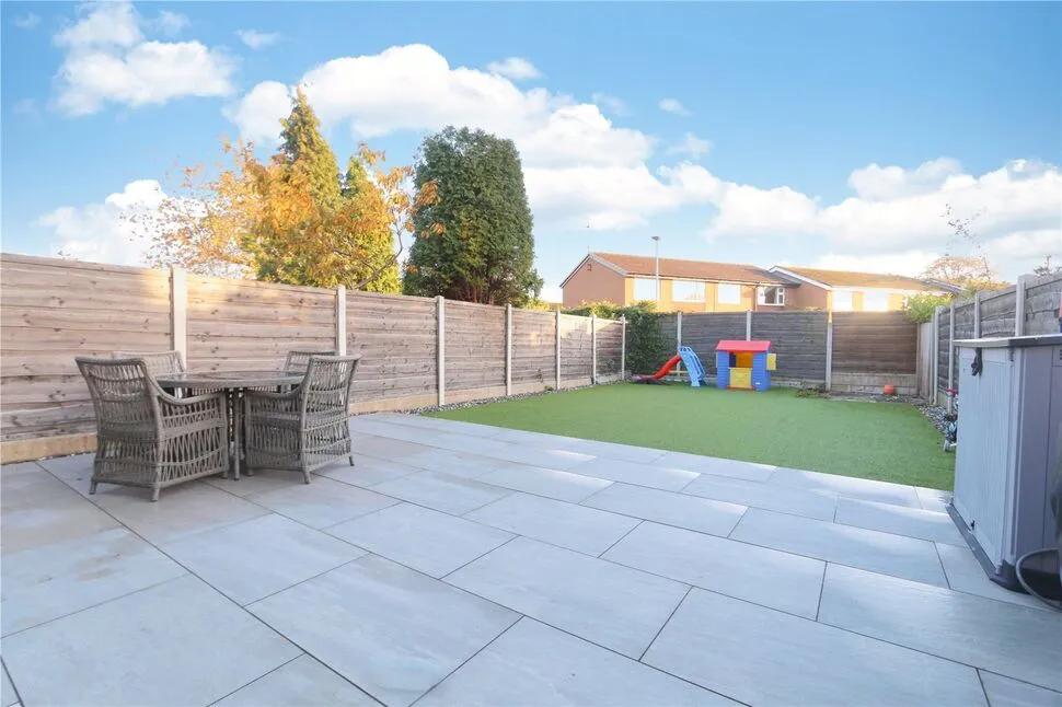 Westbourne Road, Denton, M34, photo 8
