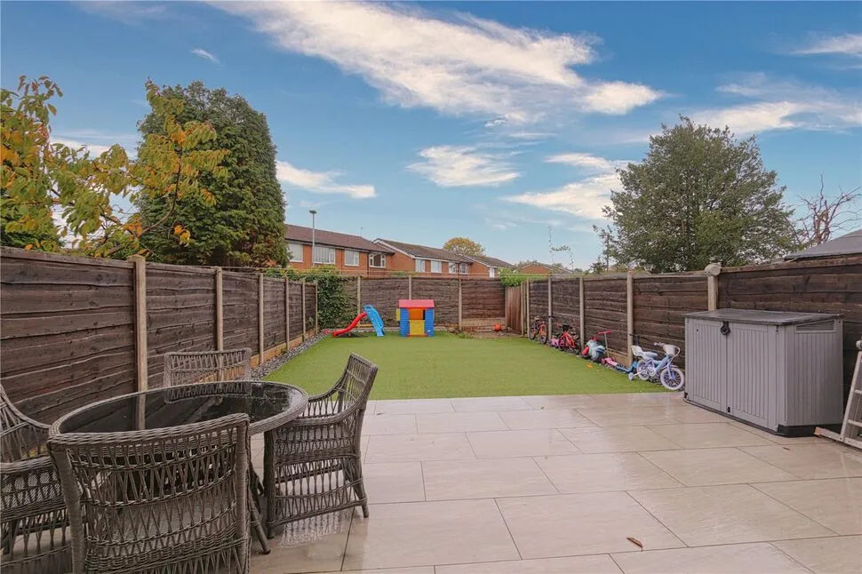 Westbourne Road, Denton, M34, photo 11