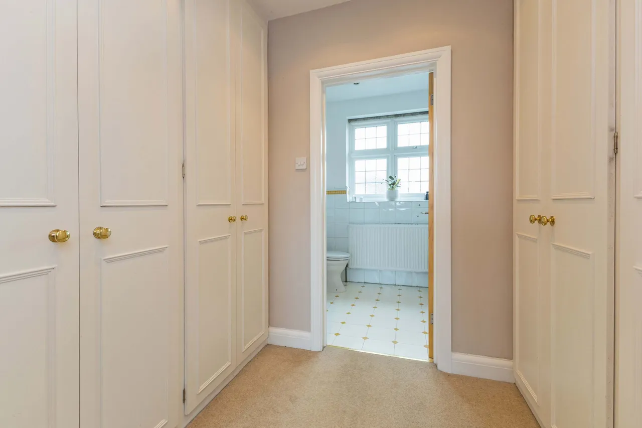 Oaken Grove, Maidenhead, Berkshire SL6 6HL, photo 17