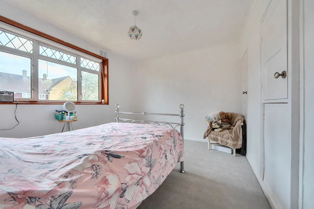 Lindal Crescent, Enfield, photo 10