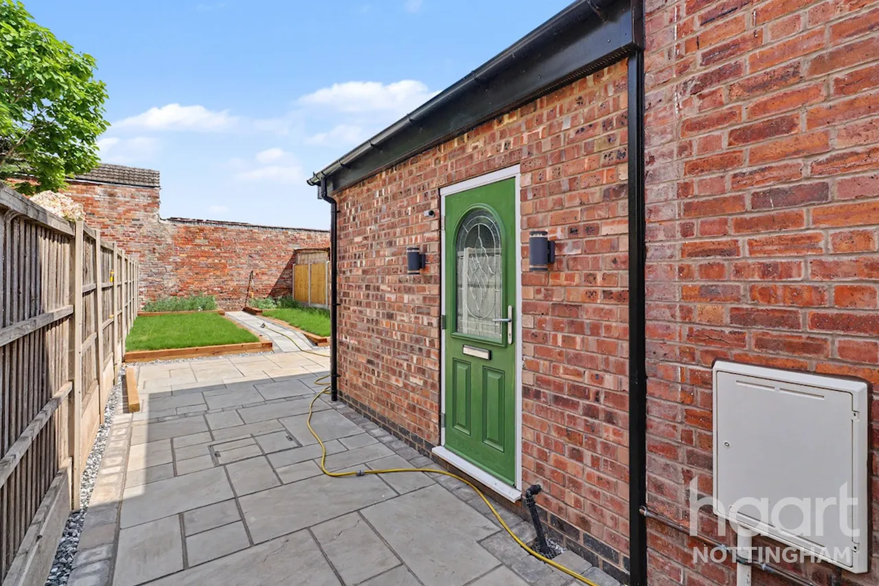 Churchfield Lane, Radford, NG7, photo 13